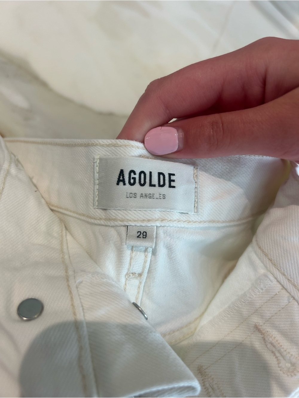 AGOLDE white jean shorts size 29 - Picture 3 of 3